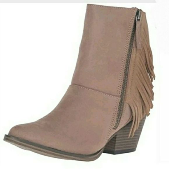 NIB 👢 MIA Tan fringe booties ankle boots W6 Y4 - Picture 1 of 3